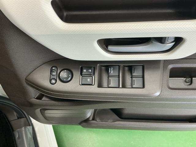 Ｎ－ＢＯＸ Ｌ　ナビ　Ｒカメラ　ブルートゥース　ＣＤ　ＥＴＣ　衝突回避支援ブレーキ　Ｉ－ＳＴＯＰ　クリソナ　ＰＷ　パワステ　Ｓヒーター　スマ－トキ－　Ｂカメ　横滑り防止　整備記録簿　ＬＥＤライト　エアコン付き　ＵＳＢ（52枚目）