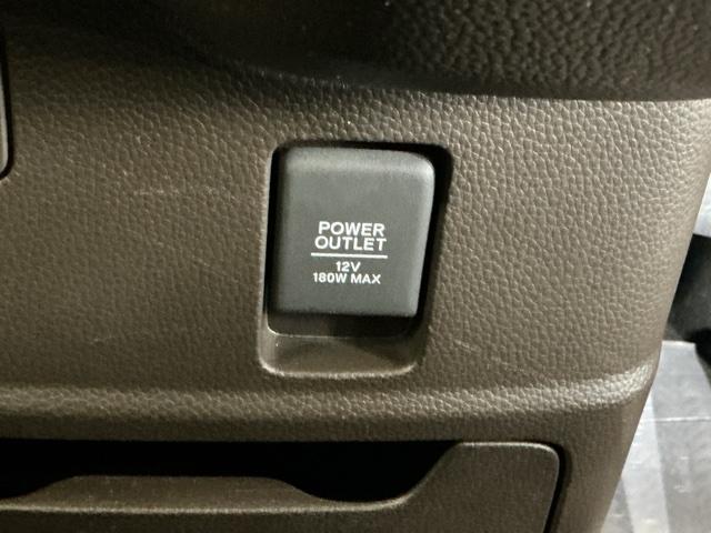 Ｎ－ＢＯＸ Ｌ　ナビ　Ｒカメラ　ブルートゥース　ＣＤ　ＥＴＣ　衝突回避支援ブレーキ　Ｉ－ＳＴＯＰ　クリソナ　ＰＷ　パワステ　Ｓヒーター　スマ－トキ－　Ｂカメ　横滑り防止　整備記録簿　ＬＥＤライト　エアコン付き　ＵＳＢ（57枚目）