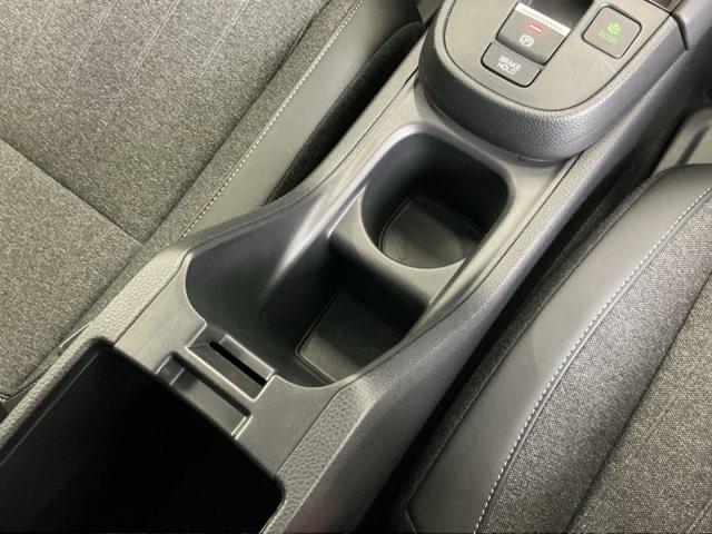 フィット ｅ：ＨＥＶホームブラックスタイル　ナビ　Ｒカメラ　ブルートゥース　フルセグ　オートライト　Ｂカメラ　ＬＥＤライト　クリアランスソナー　サイドＳＲＳ　オートクルーズコントロール　フルオートエアコン　ＶＳＡ　スマ－トキ－　衝突軽減　ＥＴＣ（53枚目）