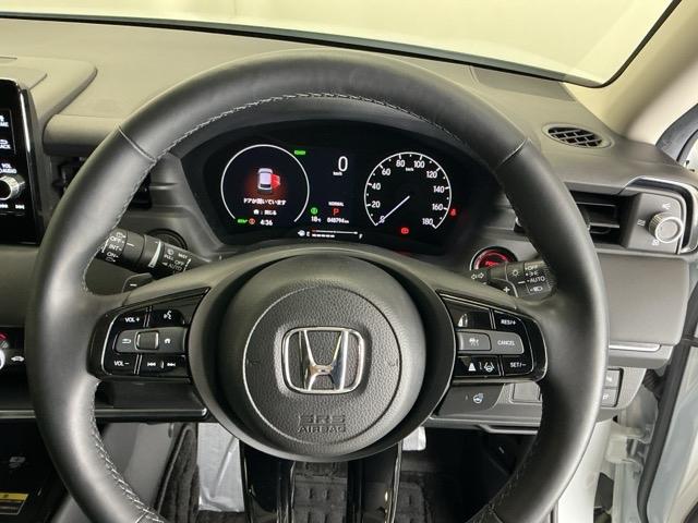 ヴェゼル ｅ：ＨＥＶＺ　ドラレコ　ナビ　Ｒカメラ　ブルートゥース　衝突回避支援ブレーキ機能　スマキ　Ｐトランク　フルオートエアコン　Ｄレコ　エアバッグ　両席エアバック　記録簿付　パワーウィンドウ　ＬＥＤランプ　ソナー　ＵＳＢ（28枚目）