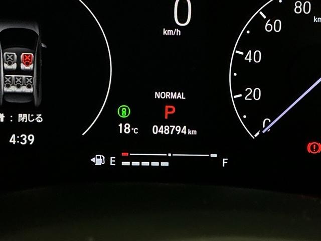 ヴェゼル ｅ：ＨＥＶＺ　ドラレコ　ナビ　Ｒカメラ　ブルートゥース　衝突回避支援ブレーキ機能　スマキ　Ｐトランク　フルオートエアコン　Ｄレコ　エアバッグ　両席エアバック　記録簿付　パワーウィンドウ　ＬＥＤランプ　ソナー　ＵＳＢ（37枚目）