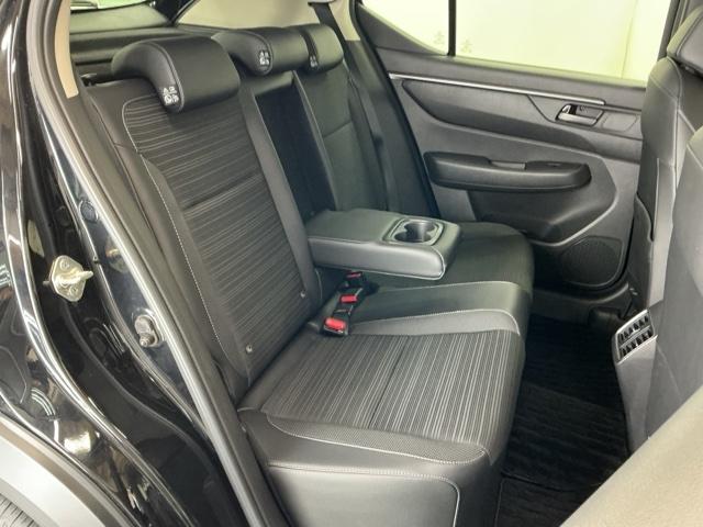 �t���b�g�ȏ��ƕG���⓪��X�y�[�X�ȂǏ\���ȍL��������܂�