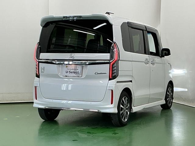 N-BOXカスタム L ナビ Rカメラ ブルートゥース フルセグ 両席エアバック Bモニタ ブレーキサポート セキュリティー LEDランプ キーレスエントリー 記録簿 SRS 横滑り防止機能 片側電動両側スライドドア PW(8枚目)