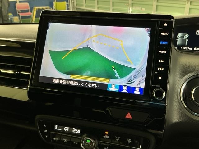 N-BOXカスタム L ナビ Rカメラ ブルートゥース フルセグ 両席エアバック Bモニタ ブレーキサポート セキュリティー LEDランプ キーレスエントリー 記録簿 SRS 横滑り防止機能 片側電動両側スライドドア PW(12枚目)