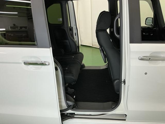 N-BOXカスタム L ナビ Rカメラ ブルートゥース フルセグ 両席エアバック Bモニタ ブレーキサポート セキュリティー LEDランプ キーレスエントリー 記録簿 SRS 横滑り防止機能 片側電動両側スライドドア PW(58枚目)