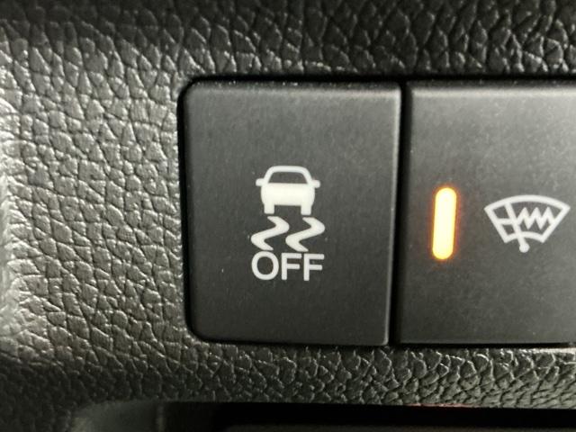 フリードハイブリッド ハイブリッド・Ｇホンダセンシング　ドラレコ　ナビ　Ｒカメラ　ブルートゥース　クルーズＣ　ＤＶＤ視聴　ＵＳＢ接続　ブレーキサポート　ＬＥＤヘットライト　Ｗエアバック　記録簿付き　バックモニタ　アイストップ　地デジフルセグ　キーレス　３列（26枚目）