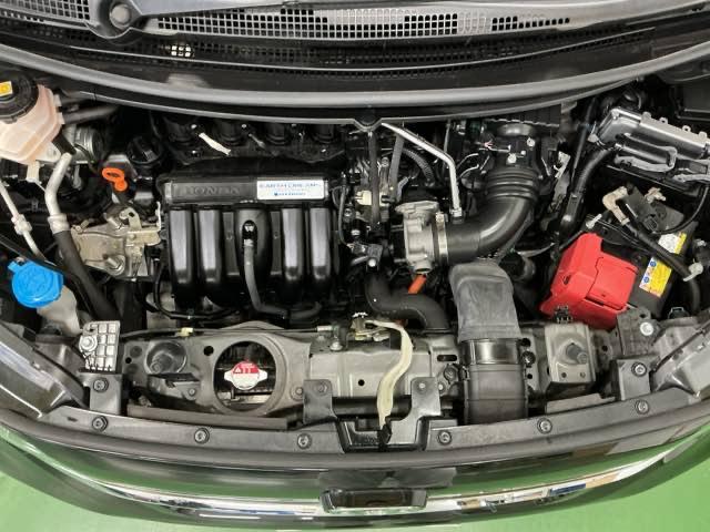 フリードハイブリッド ハイブリッド・Ｇホンダセンシング　ドラレコ　ナビ　Ｒカメラ　ブルートゥース　クルーズＣ　ＤＶＤ視聴　ＵＳＢ接続　ブレーキサポート　ＬＥＤヘットライト　Ｗエアバック　記録簿付き　バックモニタ　アイストップ　地デジフルセグ　キーレス　３列（33枚目）