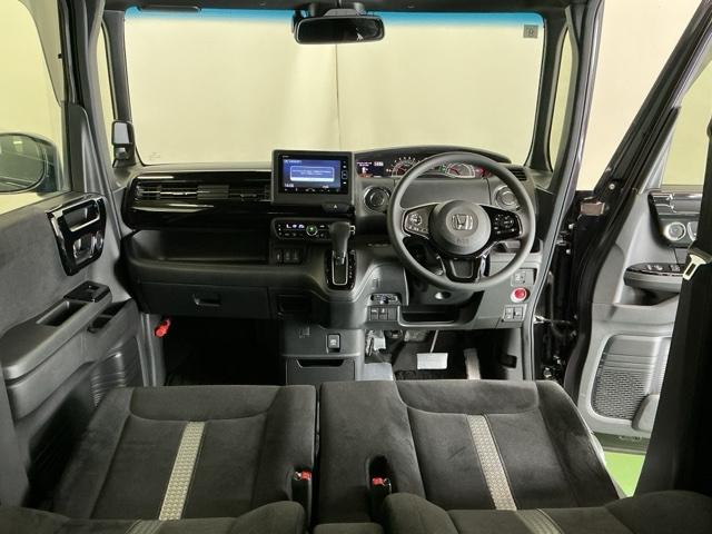 Ｎ－ＢＯＸカスタム Ｌ　ドラレコ　ナビ　Ｒカメラ　ブルートゥース　両席エアバック　Ｂモニタ　ブレーキサポート　セキュリティー　ＬＥＤランプ　キーレスエントリー　記録簿　ＳＲＳ　横滑り防止機能　片側電動両側スライドドア　ＰＷ（2枚目）