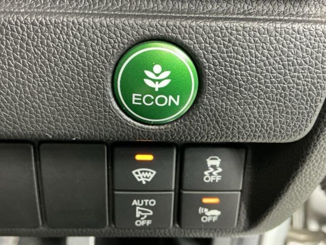 �d�b�n�m�X�C�b�`����ŔR��ǂ��Ȃ�悤�G�A�R����G���W���Ȃǂ𑍍��I�ɐ��䂵�܂�