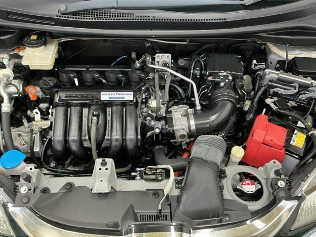 �G���W�����[�������ꂢ�ɃN���[�j���O���Ă��܂��A���ꂢ�ȃG���W�������炱�����J�ȃ����e�i���X���s���͂��܂�