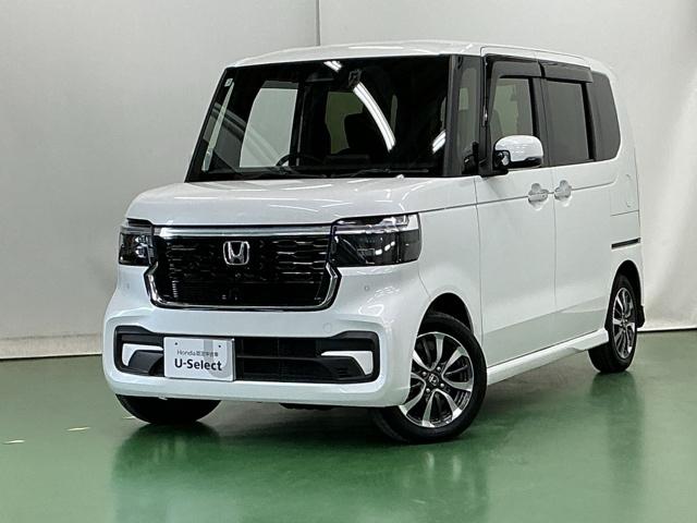Ｎ－ＢＯＸカスタム ベースグレード　ドラレコ　ナビ　Ｒカメラ　ブルートゥース　Ｐソナー　レーダーブレーキサポート　ＥＴＣ装備　定期点検記録簿　地デジ対応　サイドエアバック　禁煙　Ｓヒータ　スマートキー＆プッシュスタート　横滑り防止（10枚目）