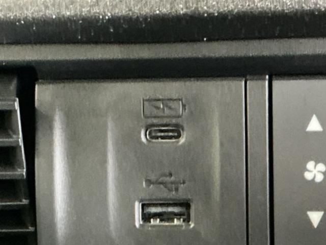 Ｎ－ＢＯＸカスタム ベースグレード　ドラレコ　ナビ　Ｒカメラ　ブルートゥース　Ｐソナー　レーダーブレーキサポート　ＥＴＣ装備　定期点検記録簿　地デジ対応　サイドエアバック　禁煙　Ｓヒータ　スマートキー＆プッシュスタート　横滑り防止（22枚目）