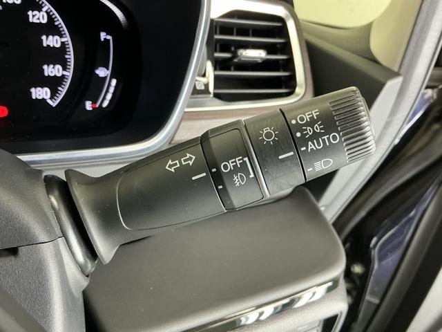 �I�[�g���C�g�R���g���[���̓��C�g�̂��Y�������Y���h�~�B�����Α��s�ɂ�鎖�̂𖢑R�ɖh���܂�