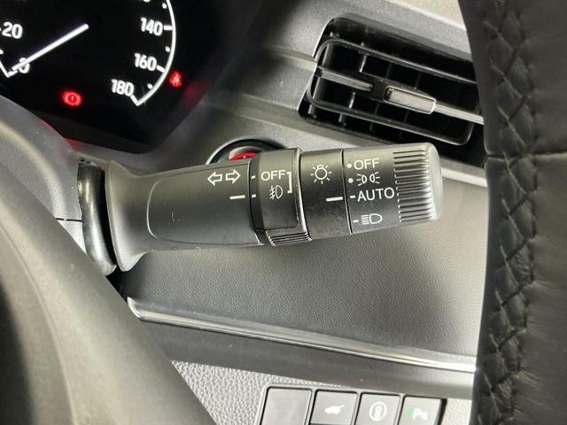 �I�[�g���C�g�R���g���[���̓��C�g�̂��Y�������Y���h�~�B�����Α��s�ɂ�鎖�̂𖢑R�ɖh���܂�