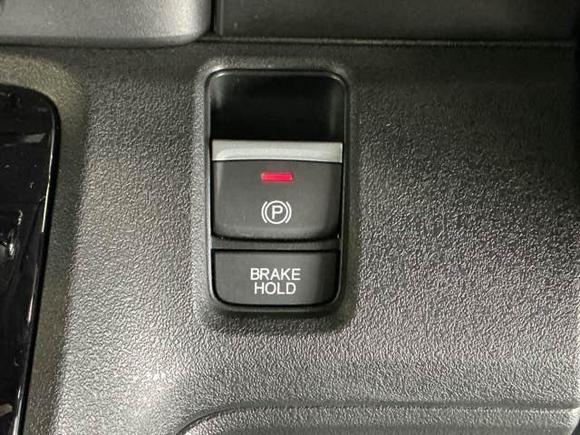 Ｎ－ＢＯＸカスタム ベースグレード　ドラレコ　ナビ　Ｒカメラ　ブルートゥース　Ｐソナー　レーダーブレーキサポート　ＥＴＣ装備　定期点検記録簿　地デジ対応　サイドエアバック　禁煙　Ｓヒータ　スマートキー＆プッシュスタート　横滑り防止（16枚目）