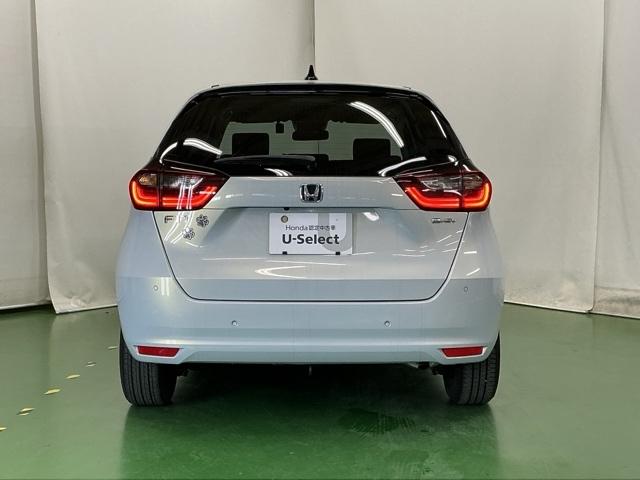 フィット ｅ：ＨＥＶホーム　ドラレコ　ナビ　Ｒカメラ　ブルートゥース　フルセグ地デジＴＶ　助手席エアバック　衝突軽減ブレ－キ　前後障害物センサー　アクティブクルーズコントロール　Ｂモニター　ＥＴＣ付　整備記録簿　ＵＳＢ　Ｄレコ（9枚目）