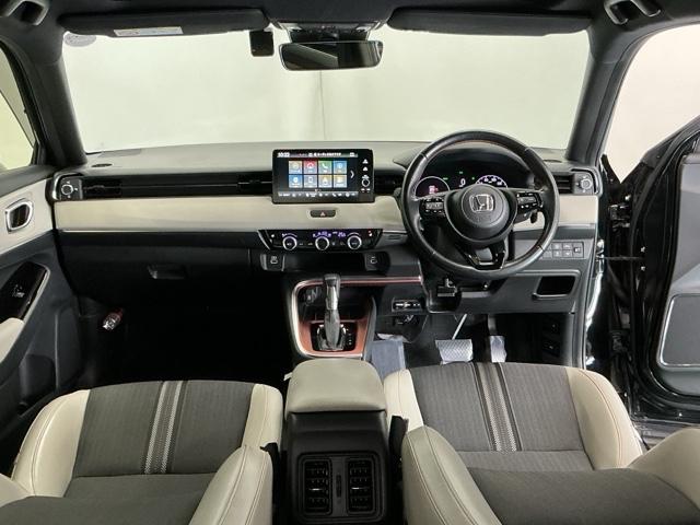 ヴェゼル ｅ：ＨＥＶＰＬａＹ　ドラレコ　ナビ　Ｒカメラ　ブルートゥース　フルセグテレビ　パノラミックルーフ　前後センサー　カーテンエアバック　イモビ　Ａライト　シ－トヒ－タ－　記録簿　衝突軽減装置　ＬＥＤヘッドランプ　ＵＳＢ（2枚目）