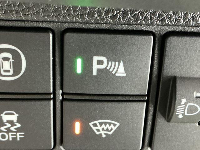 ヴェゼル ｅ：ＨＥＶＰＬａＹ　ドラレコ　ナビ　Ｒカメラ　ブルートゥース　フルセグテレビ　パノラミックルーフ　前後センサー　カーテンエアバック　イモビ　Ａライト　シ－トヒ－タ－　記録簿　衝突軽減装置　ＬＥＤヘッドランプ　ＵＳＢ（25枚目）