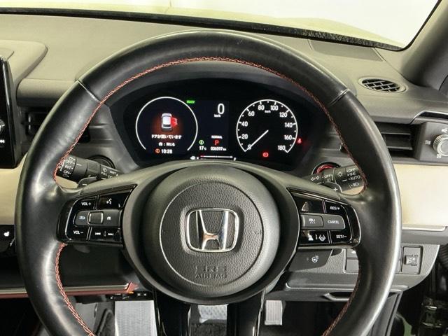 ヴェゼル ｅ：ＨＥＶＰＬａＹ　ドラレコ　ナビ　Ｒカメラ　ブルートゥース　フルセグテレビ　パノラミックルーフ　前後センサー　カーテンエアバック　イモビ　Ａライト　シ－トヒ－タ－　記録簿　衝突軽減装置　ＬＥＤヘッドランプ　ＵＳＢ（29枚目）