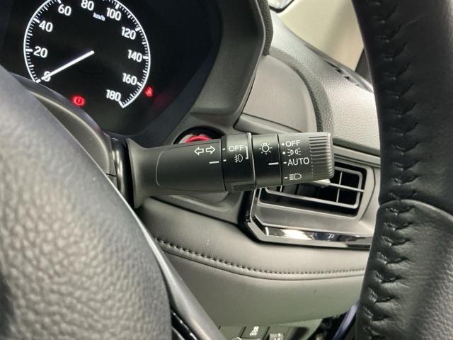 �I�[�g���C�g�R���g���[���̓��C�g�̂��Y�������Y���h�~�B�����Α��s�ɂ�鎖�̂𖢑R�ɖh���܂�