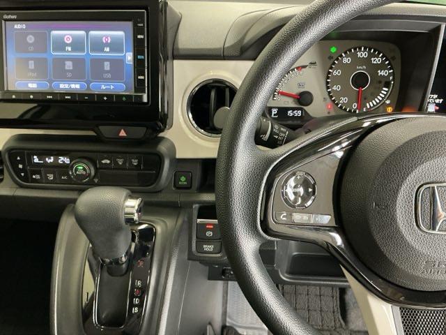 N-ONE オリジナル ナビ Rカメラ ブルートゥース ETC アイドルストップ 横滑り防止機能 リヤカメラ LED スマートキー 盗難防止装置 パーキングセンサー USB接続 キーフリーシステム AC パワーウインドウ(3枚目)