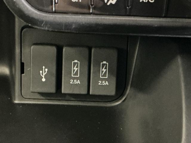 N-BOXカスタム G・EXターボホンダセンシング ナビ Rカメラ ブルートゥース フルセグ 左右電動スライドドア スマートキーシステム Aライト サイドエアバック フルオートエアコン クルーズコントロール イモビライザー LEDヘットライト USB(18枚目)