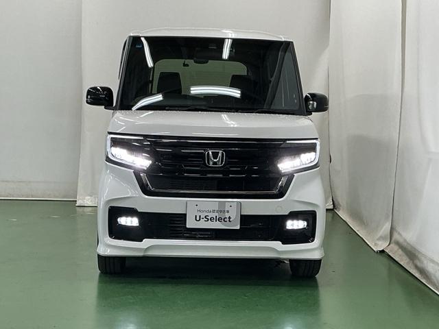 Ｎ－ＢＯＸカスタム Ｌターボスタイル＋ブラック　ドラレコ　ナビ　Ｒカメラ　ブルートゥース　Ｗ電動ドア　パワステ　ベンチシート　オートクルーズ　エアバッグ　横滑防止装置　ＡＢＳ　Ａライト　ＵＳＢポート　サイドエアバッグ　バックモニター　Ｗエアバッグ（6枚目）