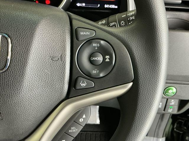 フィット １３Ｇ・Ｆコンフォートエディション　ドラレコ　ナビ　Ｒカメラ　ブルートゥース　オートクルーズ　バックモニター　オートエアコン　ＵＳＢ　スマ－トキ－　ＬＥＤヘッドランプ　前席シートヒーター　ＥＴＣ車載器　ＶＳＡ　記録簿　パワーウインドウ（53枚目）