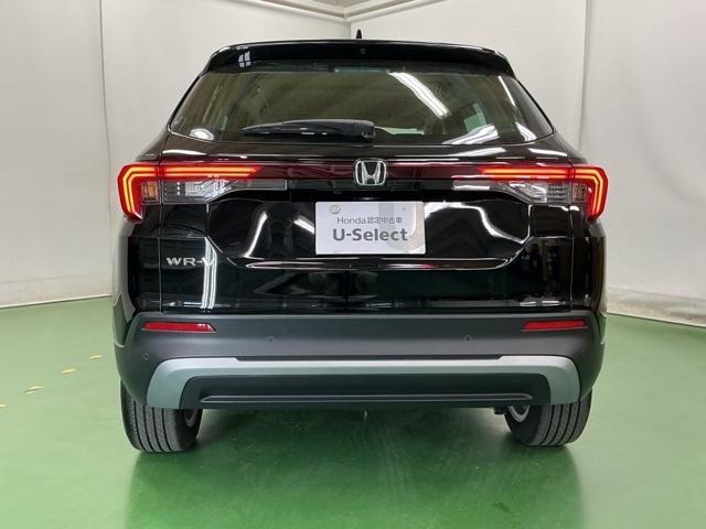 ＷＲ－Ｖ Ｚ＋ブラックスタイル　ドラレコ　ナビ　Ｒカメラ　ブルートゥース　キーフリー　サイドエアバック　フルセグテレビ　横滑り防止機能　バックカメラ　禁煙車　ＵＳＢ　ＬＥＤヘッドライト　オートクルーズコントロール　盗難防止システム（9枚目）