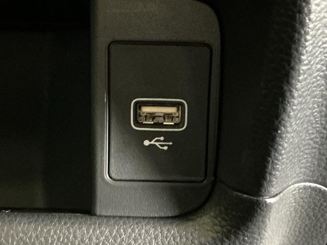 ＷＲ－Ｖ Ｚ＋ブラックスタイル　ドラレコ　ナビ　Ｒカメラ　ブルートゥース　キーフリー　サイドエアバック　フルセグテレビ　横滑り防止機能　バックカメラ　禁煙車　ＵＳＢ　ＬＥＤヘッドライト　オートクルーズコントロール　盗難防止システム（19枚目）