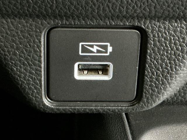 ＷＲ－Ｖ Ｚ＋ブラックスタイル　ドラレコ　ナビ　Ｒカメラ　ブルートゥース　キーフリー　サイドエアバック　フルセグテレビ　横滑り防止機能　バックカメラ　禁煙車　ＵＳＢ　ＬＥＤヘッドライト　オートクルーズコントロール　盗難防止システム（20枚目）