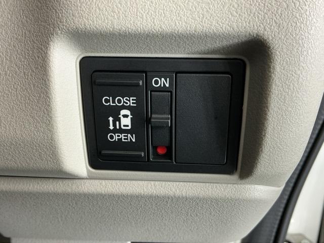 N-BOX ベースグレード ドラレコ ナビ Rカメラ ブルートゥース ECON Sヒーター LEDヘットライト ブレーキサポート キーフリーシステム 盗難防止装置 パワーウインドー スマートキーシステム サイドエアバック USB(28枚目)