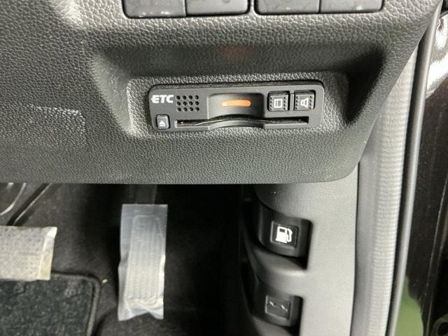 フリード＋ハイブリッド ハイブリッドＥＸ　ドラレコ　ナビ　Ｒカメラ　ブルートゥース　前席シートヒーター　アクティブクルーズコントロール　サイドカーテンエアバック　バックカメラ付き　ＥＴＣ車載器　セキュリティアラーム　地デジＴＶ　ＬＥＤライト（17枚目）