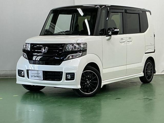 N-BOXカスタム 2トーンカラースタイルGターボSSパッケージ Rカメラ CD ETC ワンセグ シートヒーター オートクルーズコントロール ベンチシート 盗難防止装置 スマートキー アイドリングストップ サイドカーテンエアバック ターボ車 フルオートエアコン(11枚目)