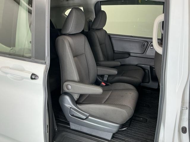 フリード Ｇ・ホンダセンシング　ナビ　Ｒカメラ　ブルートゥース　フルセグ　点検記録簿　ＡＵＸ接続　追従走行　電動ミラー　ダブルエアバック　ＬＫＡ　スマキー　ドラレコ付　セキュリティ　横滑防止装置　カラーバックモニター　ＬＥＤランプ（23枚目）