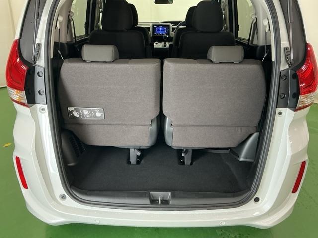 フリード Ｇ・ホンダセンシング　ナビ　Ｒカメラ　ブルートゥース　フルセグ　点検記録簿　ＡＵＸ接続　追従走行　電動ミラー　ダブルエアバック　ＬＫＡ　スマキー　ドラレコ付　セキュリティ　横滑防止装置　カラーバックモニター　ＬＥＤランプ（32枚目）
