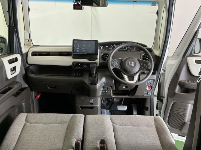 Ｎ－ＢＯＸ Ｌ　ナビ　Ｒカメラ　ブルートゥース　フルセグ　バックビューモニター　レーダクルーズ　キ－フリ－　ＥＴＣ付き　地デジチューナー　ＬＫＡＳ　パーキングセンサー　電動ミラー　盗難防止　前席シートヒーター　ＬＥＤ（2枚目）