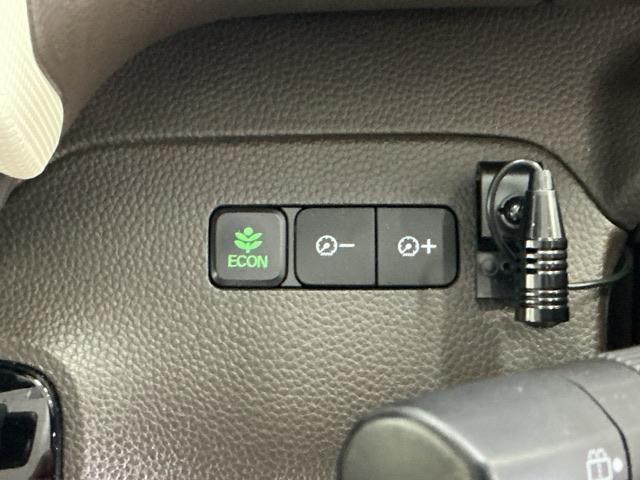 Ｎ－ＢＯＸ Ｌ　ナビ　Ｒカメラ　ブルートゥース　フルセグ　バックビューモニター　レーダクルーズ　キ－フリ－　ＥＴＣ付き　地デジチューナー　ＬＫＡＳ　パーキングセンサー　電動ミラー　盗難防止　前席シートヒーター　ＬＥＤ（28枚目）