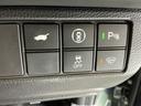 運転席から操作しやすい各種スイッチ