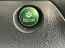 ECONスイッチ操作で燃費が良くなるようエアコンやエンジンなどを総合的に制御します