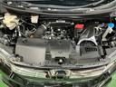 エンジンルームもきれいにクリーニングしています、きれいなエンジンだからこそ丁寧なメンテナンスが行き届きます