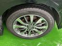 純正アルミホイールです。足元が引き立つので、車全体のイメージがアップしますよ!
