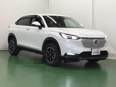 新しいハイブリッドシステムｅ：ＨＥＶは市街地走行では電気自動車に近いハイブリッドシステムでモーターが主役で走行します。充電の為にエンジンが始動しても優れた遮音性能で車内はとても静かで快適です 7