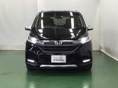 ＬＥＤヘッドライトを装備しています。ＬＥＤヘッドライトはとても明るく、雨の日や夜間走行も安全・安心です。オートライトコントロール付きで周囲の明るさに応じて自動で点灯・消灯します 6