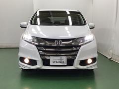 ＬＥＤヘッドライトを装備しています。ＬＥＤヘッドライトはとても明るく、雨の日や夜間走行も安全・安心です。オートライトコントロール付きで周囲の明るさに応じて自動で点灯・消灯します 6