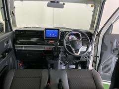 �ɥ饤�С����濴�˼����˼꤬�Ϥ����֤ˣ��ԥ��쥯�ȥ�С��䥨�������͡��������å��ʤɤ����֡��������ͥ��Ƥ��ޤ� 2