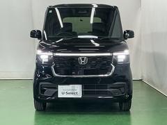 ＬＥＤヘッドライトを装備しています。ＬＥＤヘッドライトはとても明るく、雨の日や夜間走行も安全・安心です。オートライトコントロール付きで周囲の明るさに応じて自動で点灯・消灯します 6