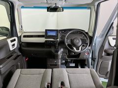 �ɥ饤�С����濴�˼����˼꤬�Ϥ����֤ˣ��ԥ��쥯�ȥ�С��䥨�������͡��������å��ʤɤ����֡��������ͥ��Ƥ��ޤ� 2