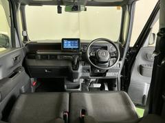 �ɥ饤�С����濴�˼����˼꤬�Ϥ����֤ˣ��ԥ��쥯�ȥ�С��䥨�������͡��������å��ʤɤ����֡��������ͥ��Ƥ��ޤ� 2