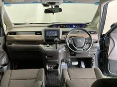 �ɥ饤�С����濴�˼����˼꤬�Ϥ����֤ˣ��ԥ��쥯�ȥ�С��䥨�������͡��������å��ʤɤ����֡��������ͥ��Ƥ��ޤ� 2